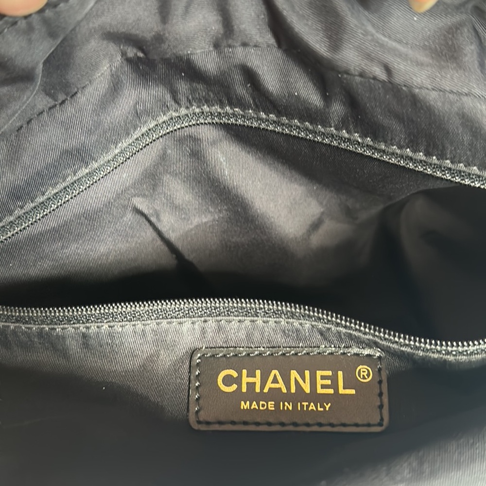 🖤Chanel Travel Ligne Boston Bag🖤 - Picture 12 of 14